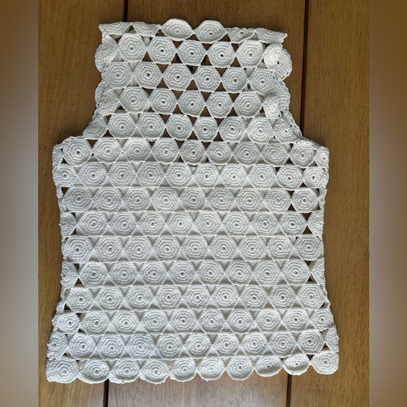 Theory crochet tank top. Gorgeous!! - Picture 5 of 11